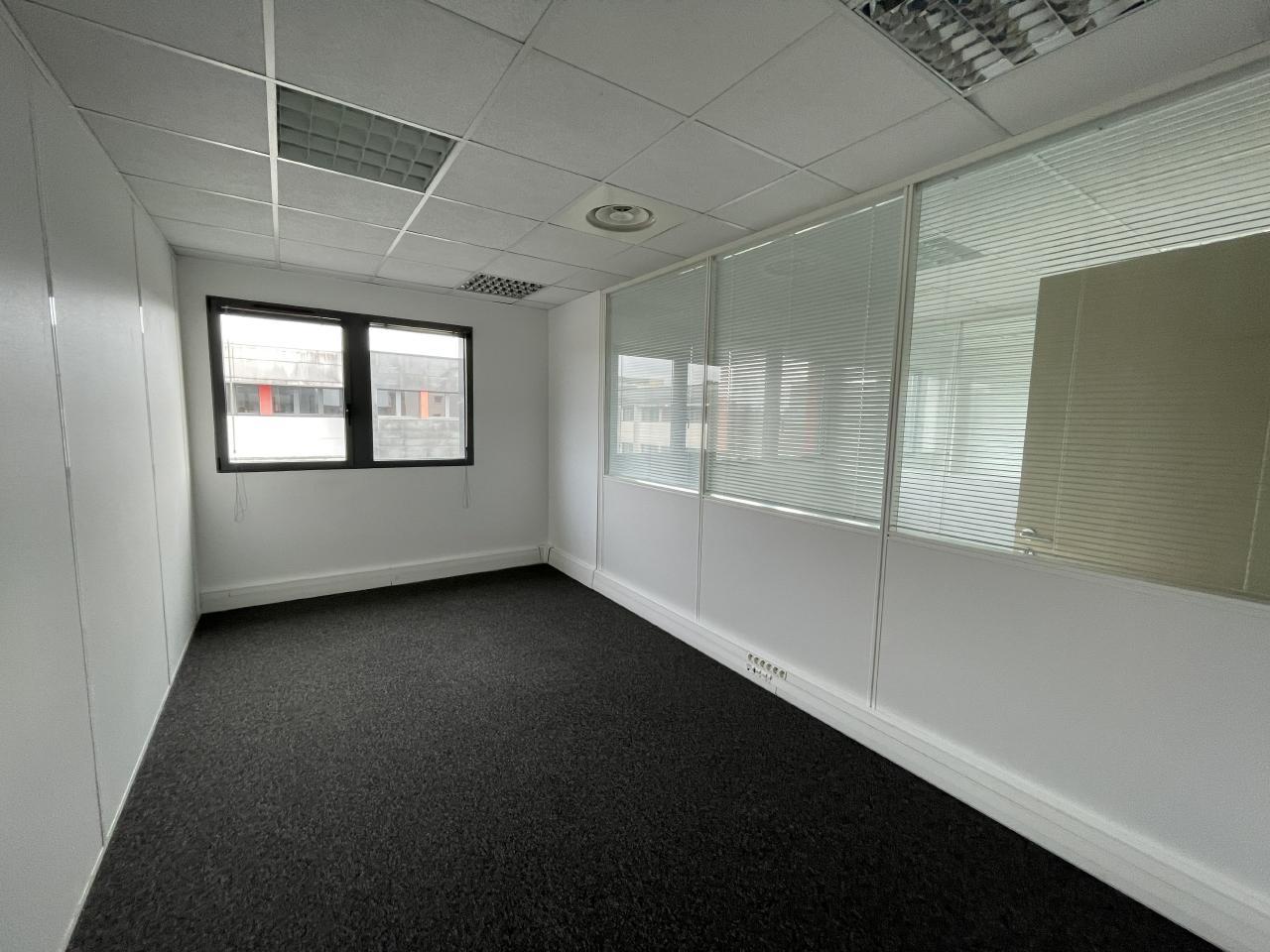 Bureau Saint-Herblain 878m² Location bureau Saint-Herblain Loire-Atlantique OLBUR2112433 8